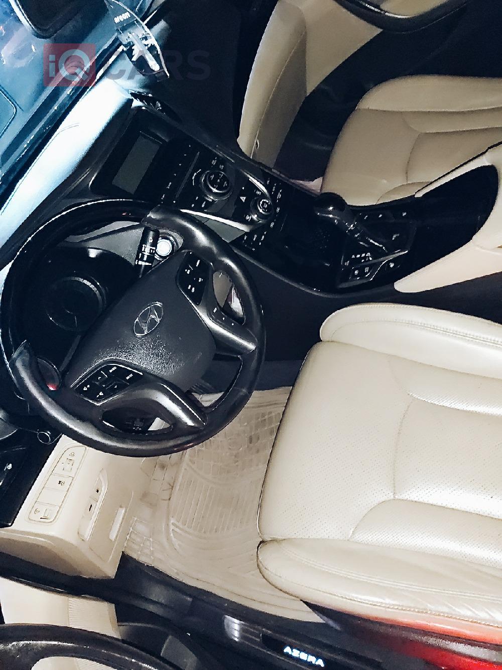 Hyundai Azera